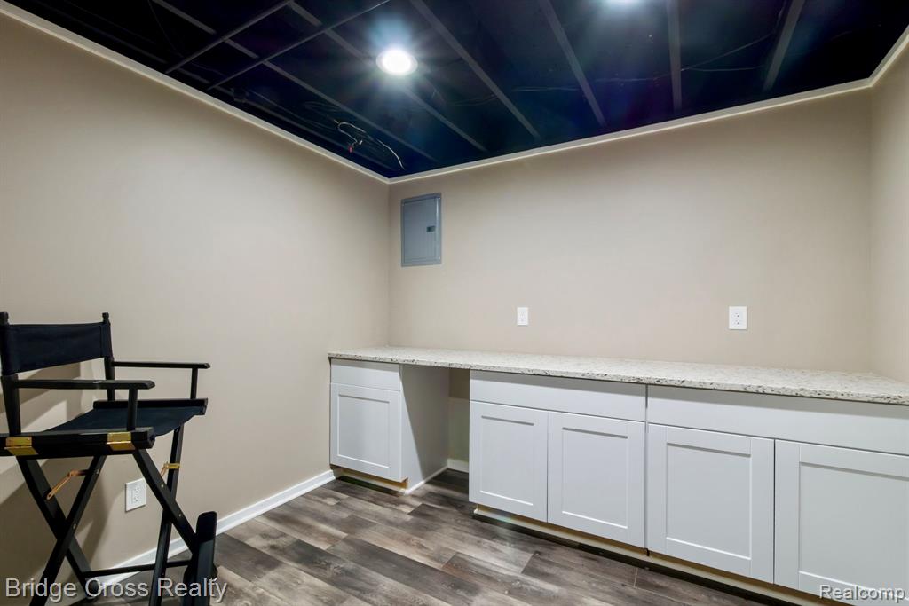 24877 Auburn Lane, Southfield, MI 48033 — Photo 30