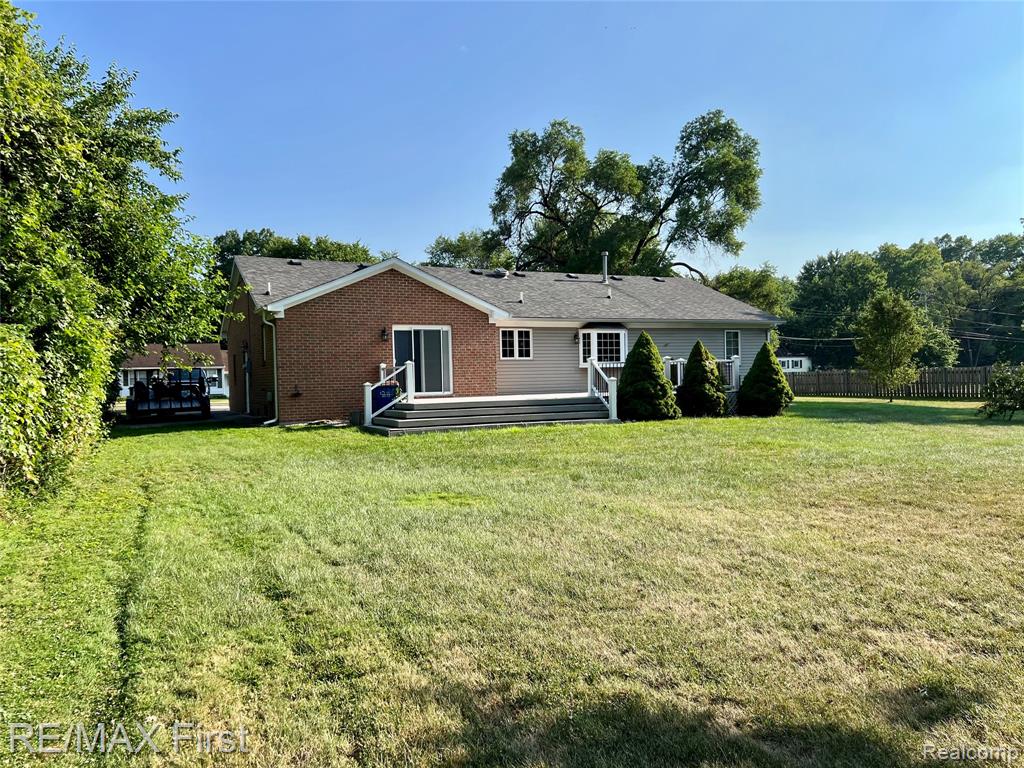 4547 Stephens Road, Warren, MI 48091 — Photo 4
