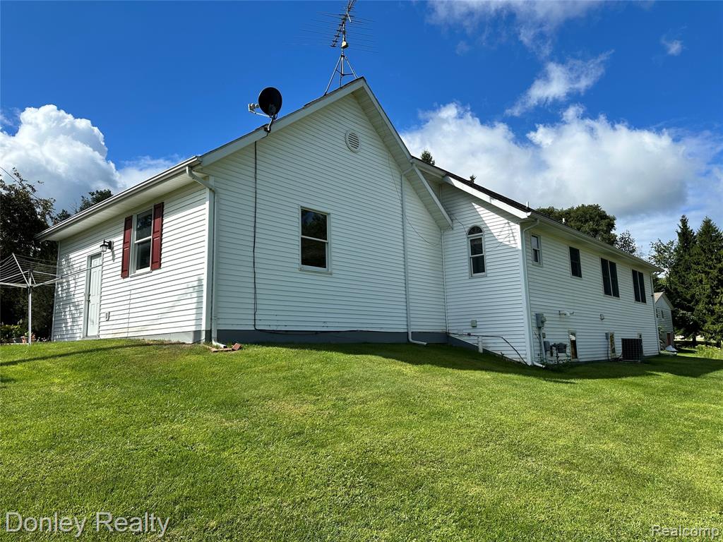 699 E Turner Street, Mayville Vlg, MI 48744 — Photo 30