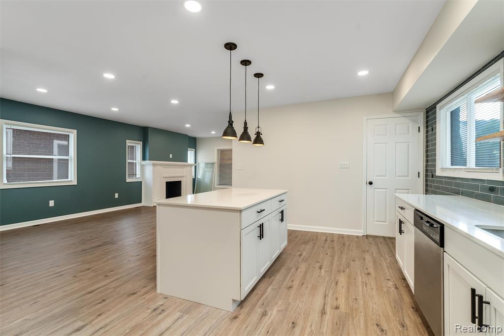 13327 Maiden Street, Detroit, MI 48213 — Photo 9
