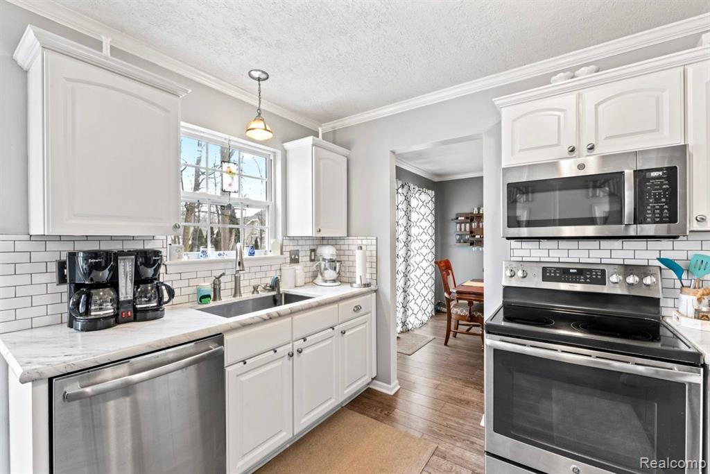 5189 CYPRESS Circle, Grand Blanc, MI 48439 — Photo 12