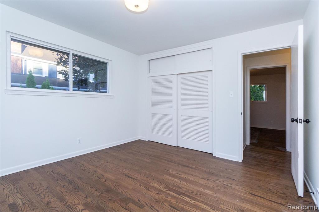 19332 Beverly Road, Beverly Hills, MI 48025 — Photo 21