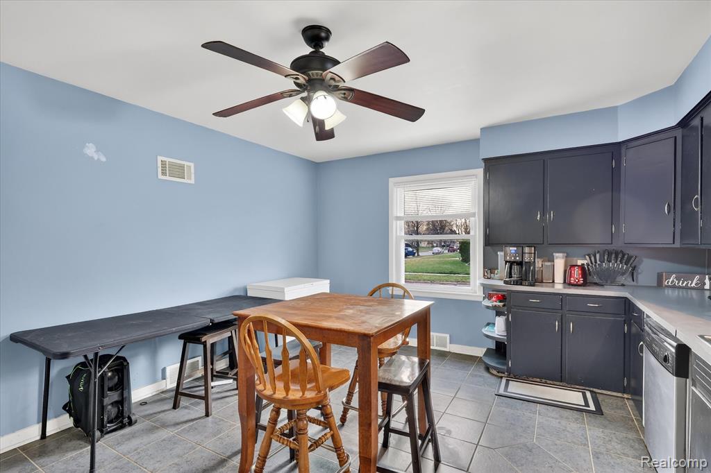 959 Blanchard Street SW, Wyoming, MI 49509 — Photo 9