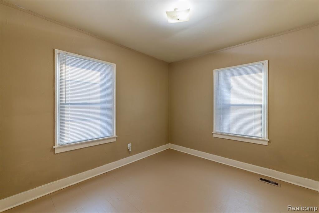 56 WALDO Street, Pontiac, MI 48341 — Photo 15