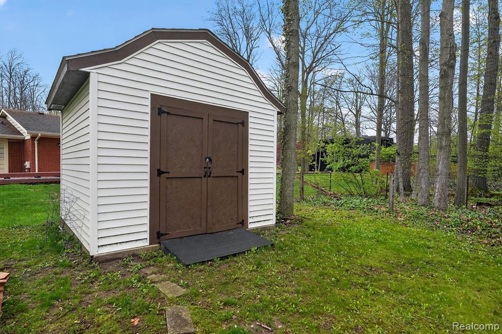 6225 Sierra Pass, Flint, MI 48532 — Photo 49