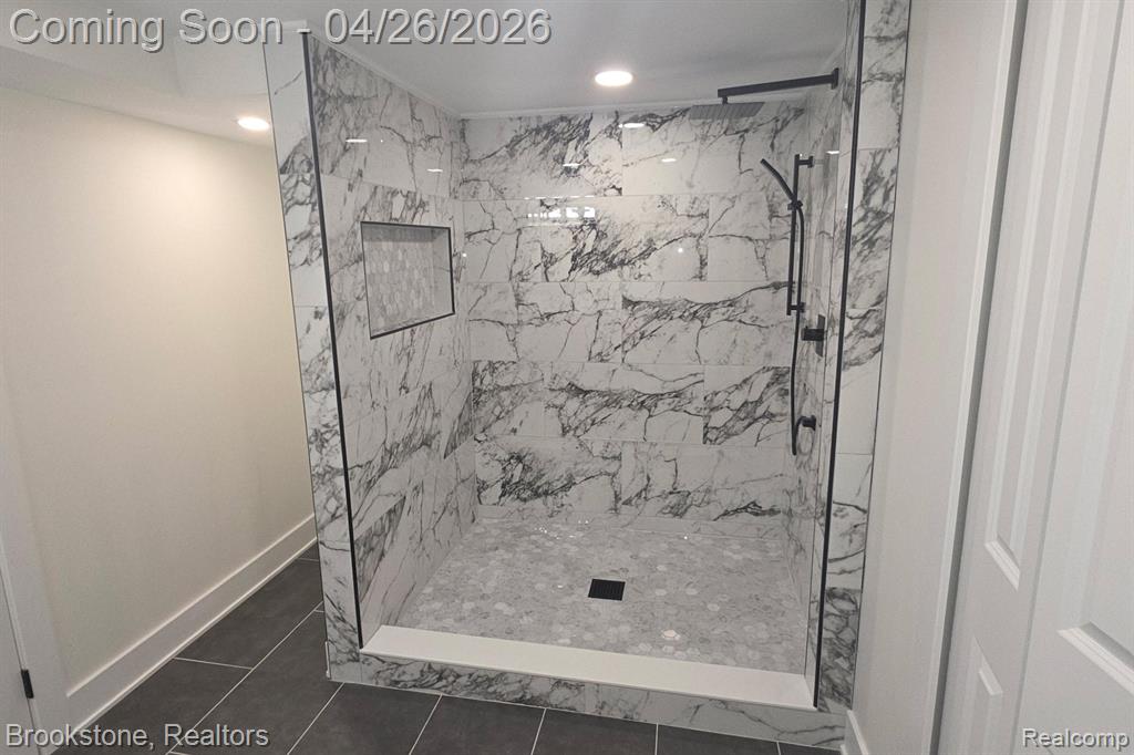 29807 Champine Street, Saint Clair Shores, MI 48082 — Photo 42
