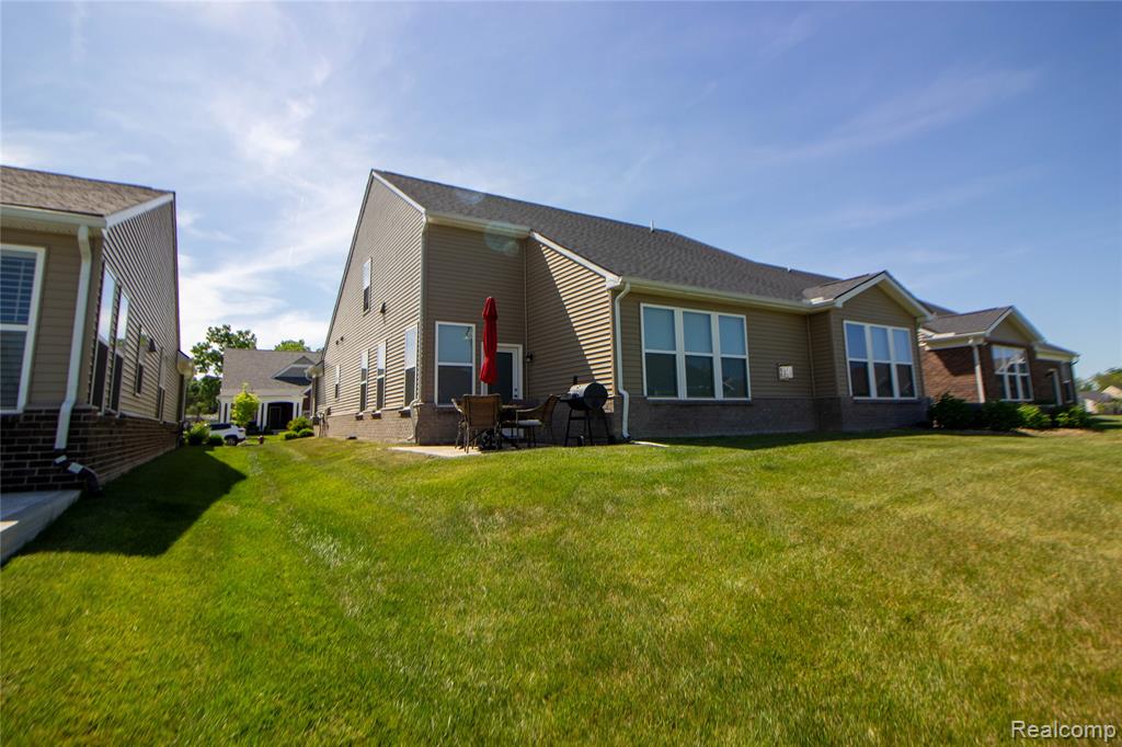 4897 Mayer St, Canton, MI 48188 — Photo 10