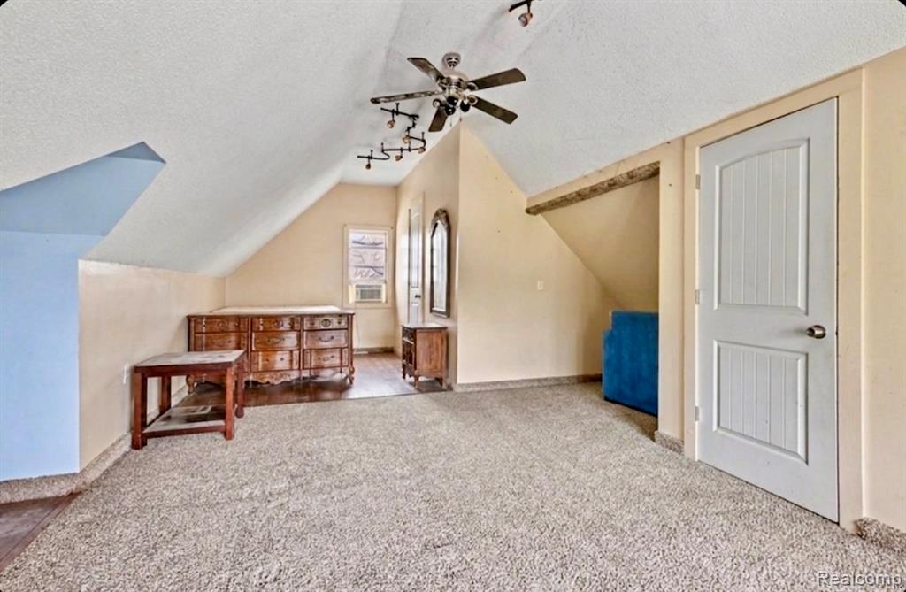 704 STUART Avenue, Kalamazoo, MI 49007 — Photo 31