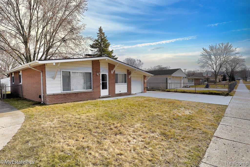547 S Hawthorne Street, Westland, MI 48186 — front exterior