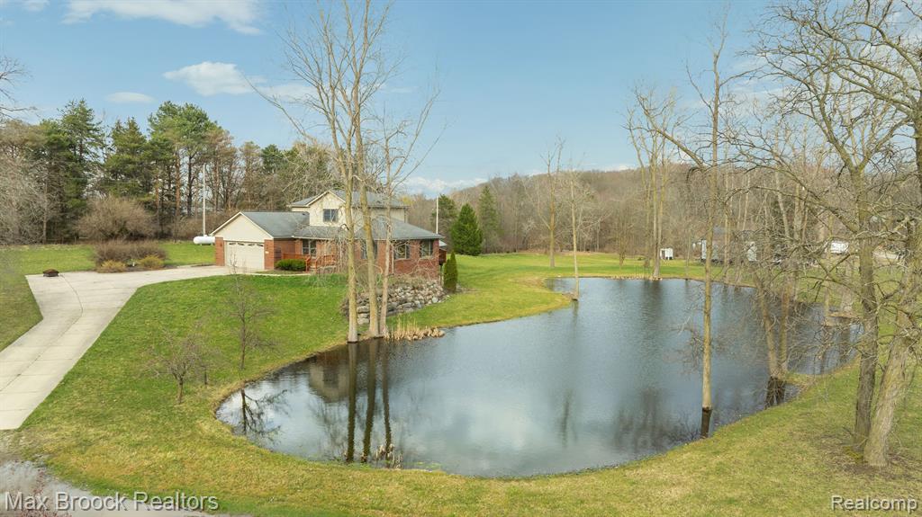6426 OAK GROVE Road, Howell, MI 48855 — Photo 48