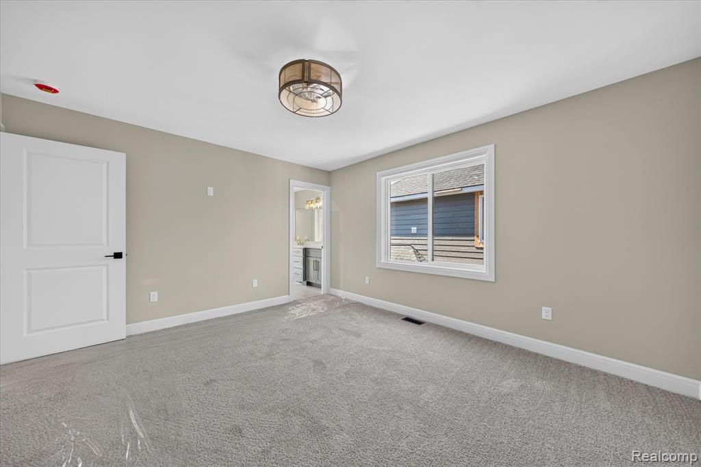 54462 Brenda Drive, Macomb, MI 48042 — Photo 31