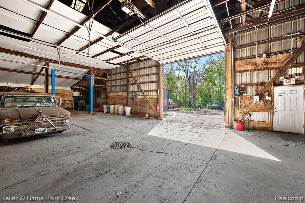 4376 Beecher Road, Flint, MI 48532 — Photo 14
