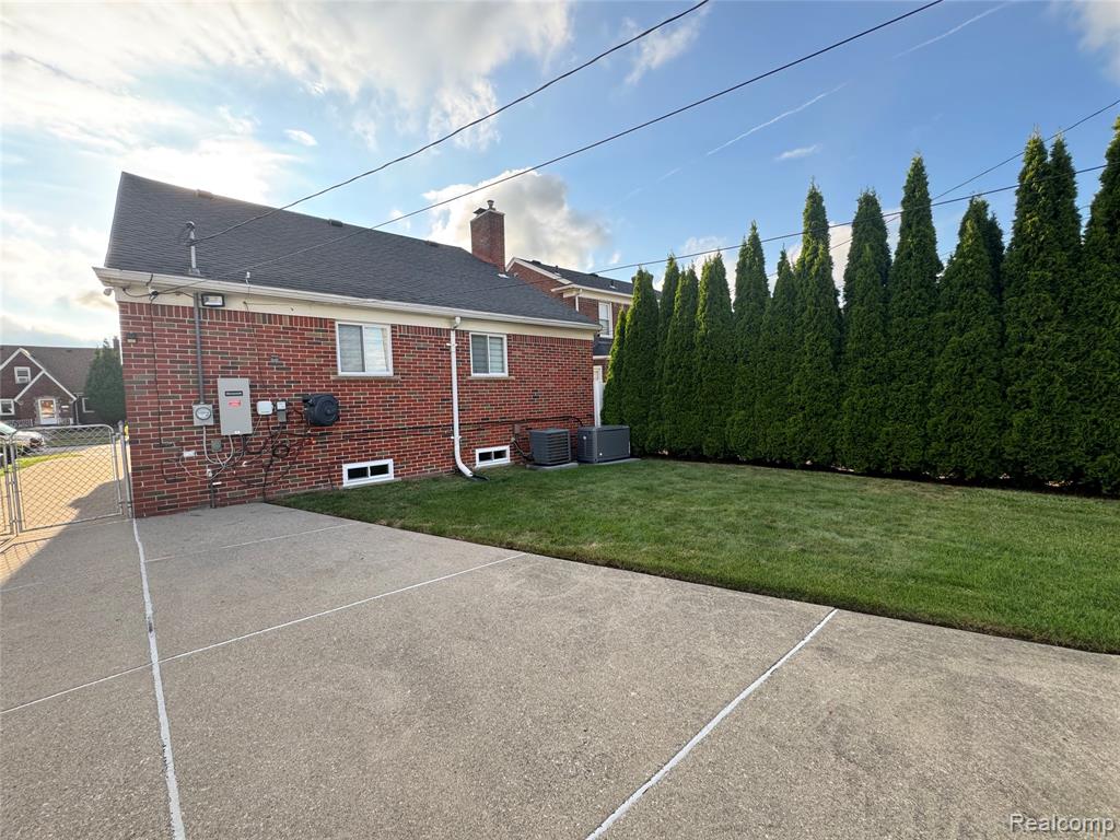 5476 Orchard Avenue, Dearborn, MI 48126 — Photo 4