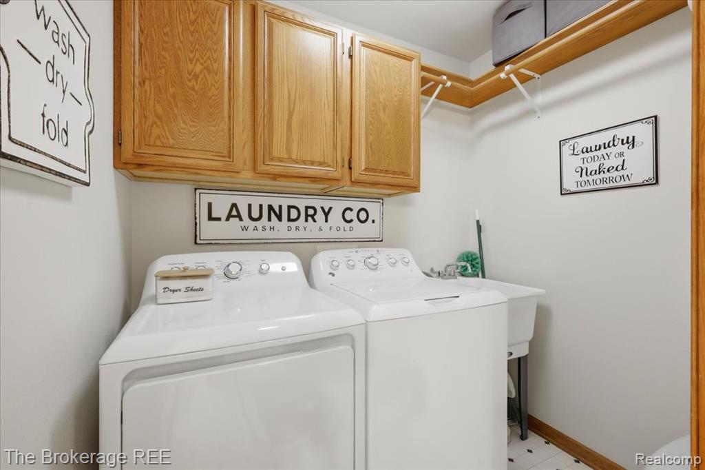 6057 Center Road, Grand Blanc, MI 48439 — Photo 39