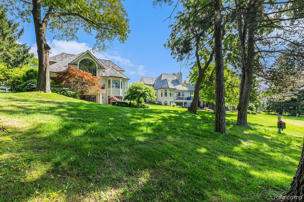 5387 Bristol Parke Drive, Clarkston, MI 48348 — Photo 37