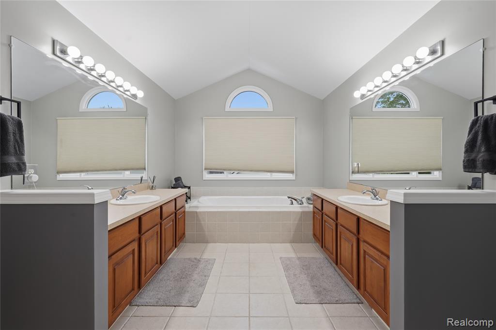 4832 Eagle Springs Court, Clarkston, MI 48348 — Photo 30