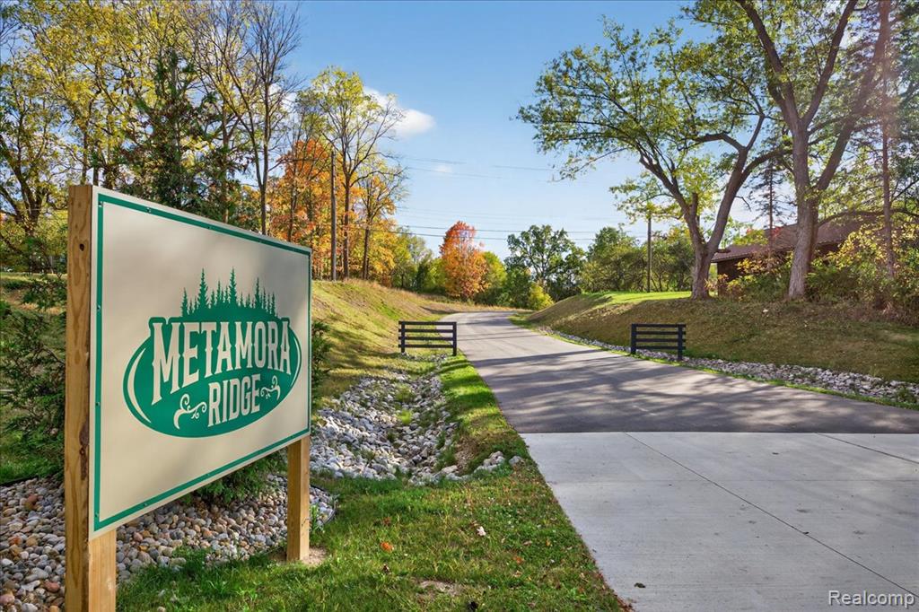 4050 Metamora Ridge, Metamora, MI 48455 — Photo 19