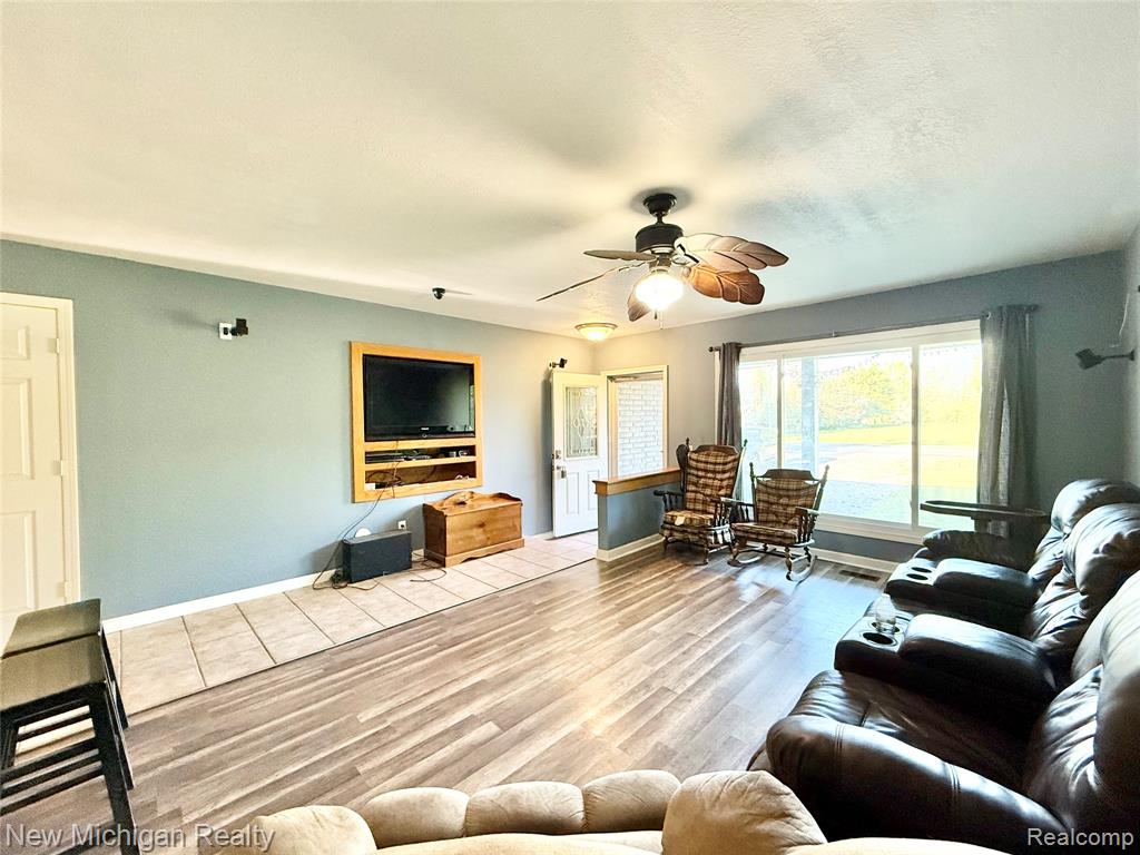 5288 Torrey Road, Mundy, MI 48507 — Photo 4