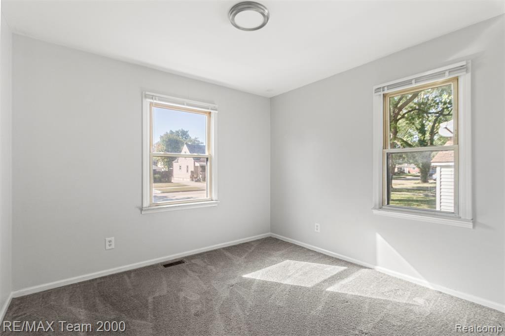 4973 Ziegler Street, Dearborn Heights, MI 48125 — Photo 14