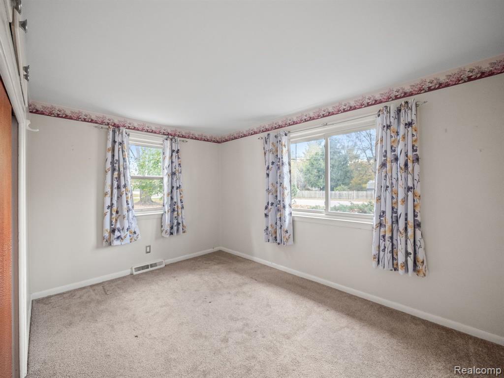 7324 POWERS Court, Shelby Twp, MI 48317 — Photo 10
