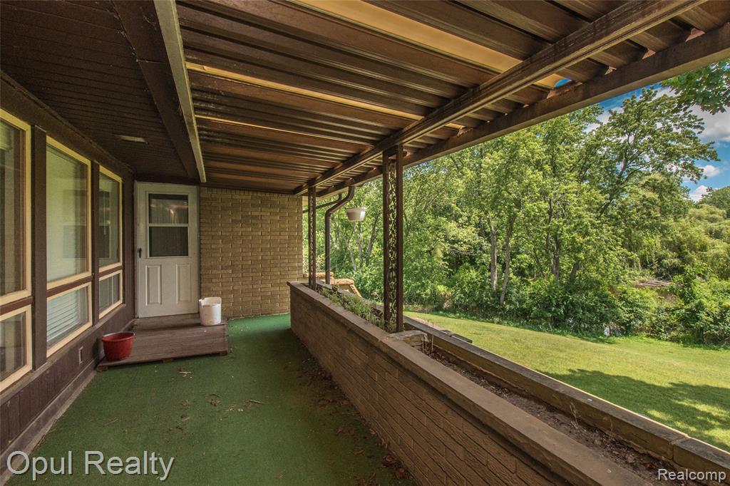 6455 Norham Road, Bloomfield Hills, MI 48301 — Photo 12