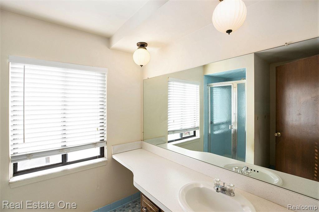 4423 Reilly Court, Troy, MI 48085 — Photo 15