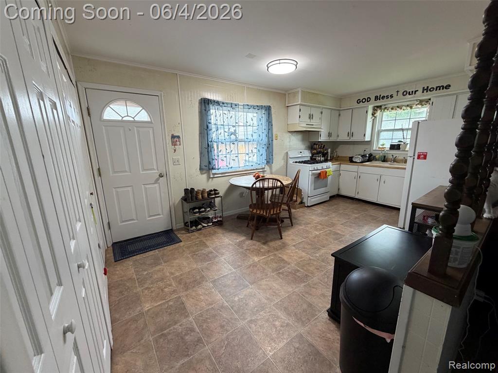 714 Lowell Street, Marine, MI — Photo 9