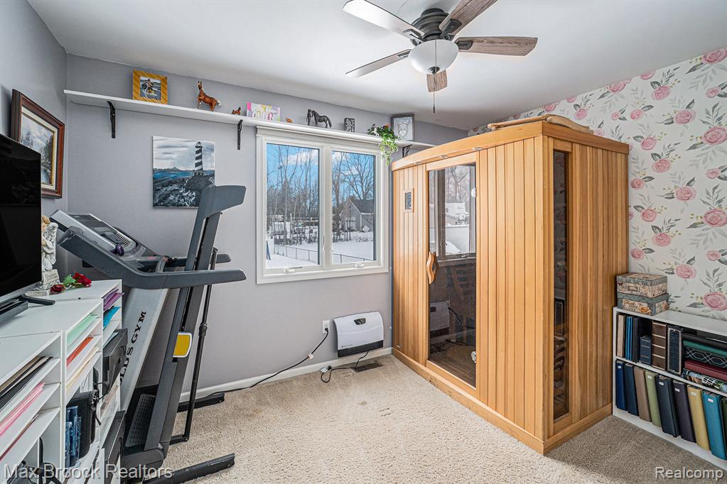 11412 Delmar Drive, Fenton, MI 48430 — Photo 16