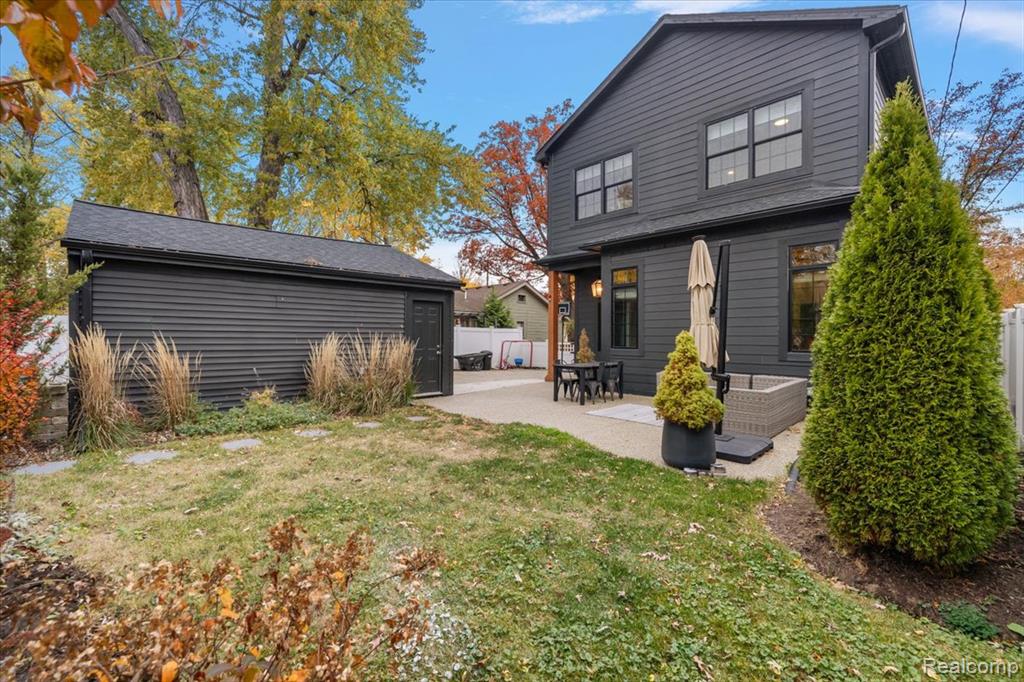 606 Golf Avenue, Royal Oak, MI 48073 — Photo 10