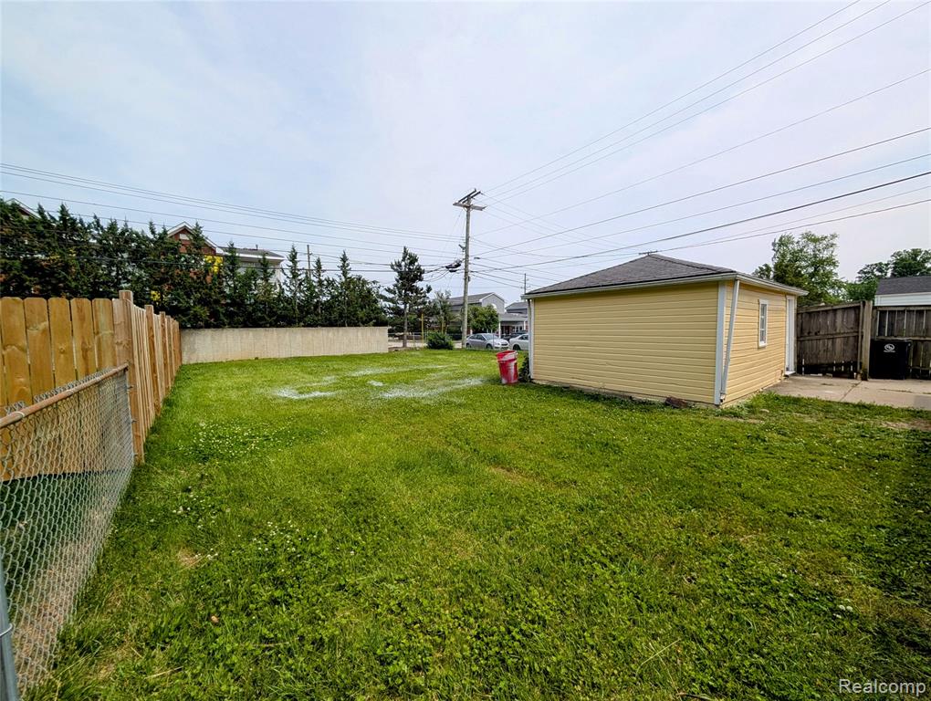 4302 Mandalay Avenue, Royal Oak, MI 48073 — Photo 22