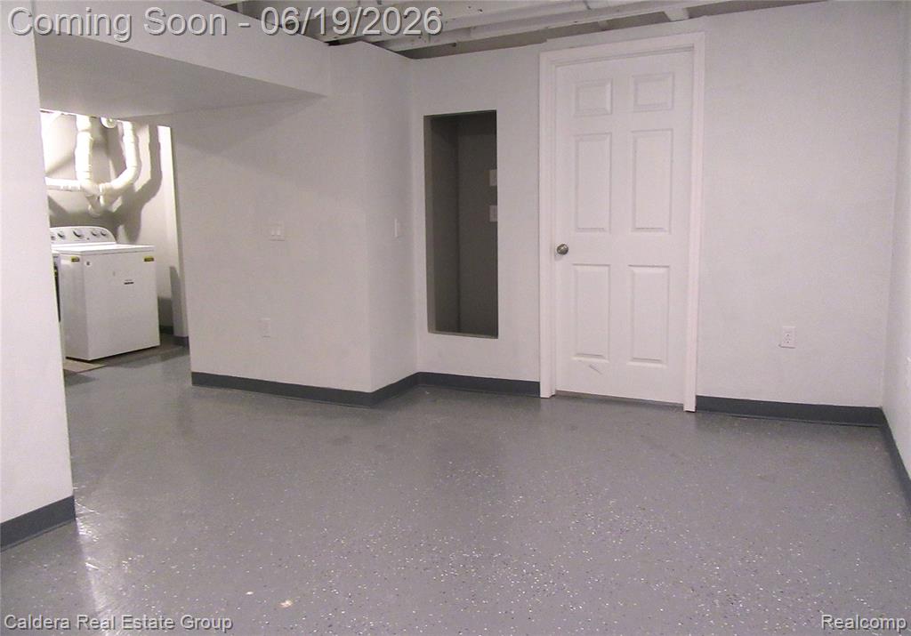 4251 Quebec Street, Auburn Hills, MI 48326 — Photo 25
