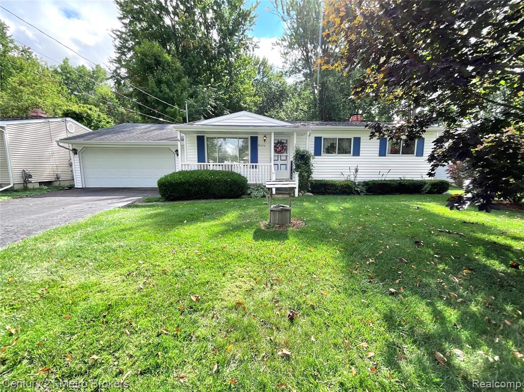 6272 Elro Street, Burton, MI 48509 — front exterior