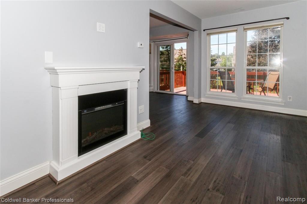 3110 VILLAGE Circle, Ann Arbor, MI 48108 — Photo 5