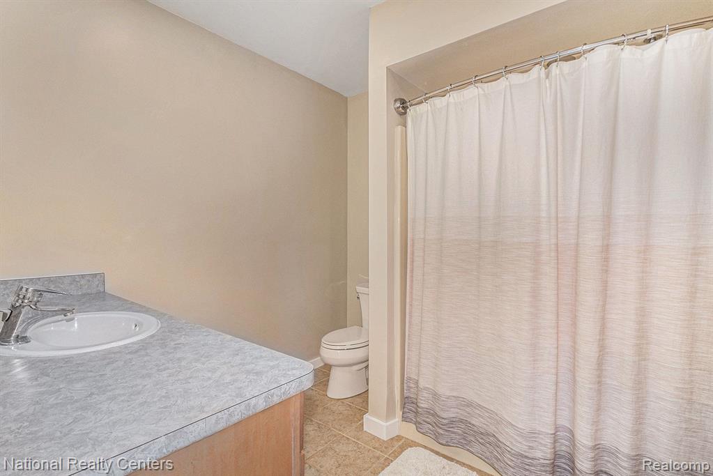 4060 Cullen Rd, Fenton, MI 48430 — Photo 22