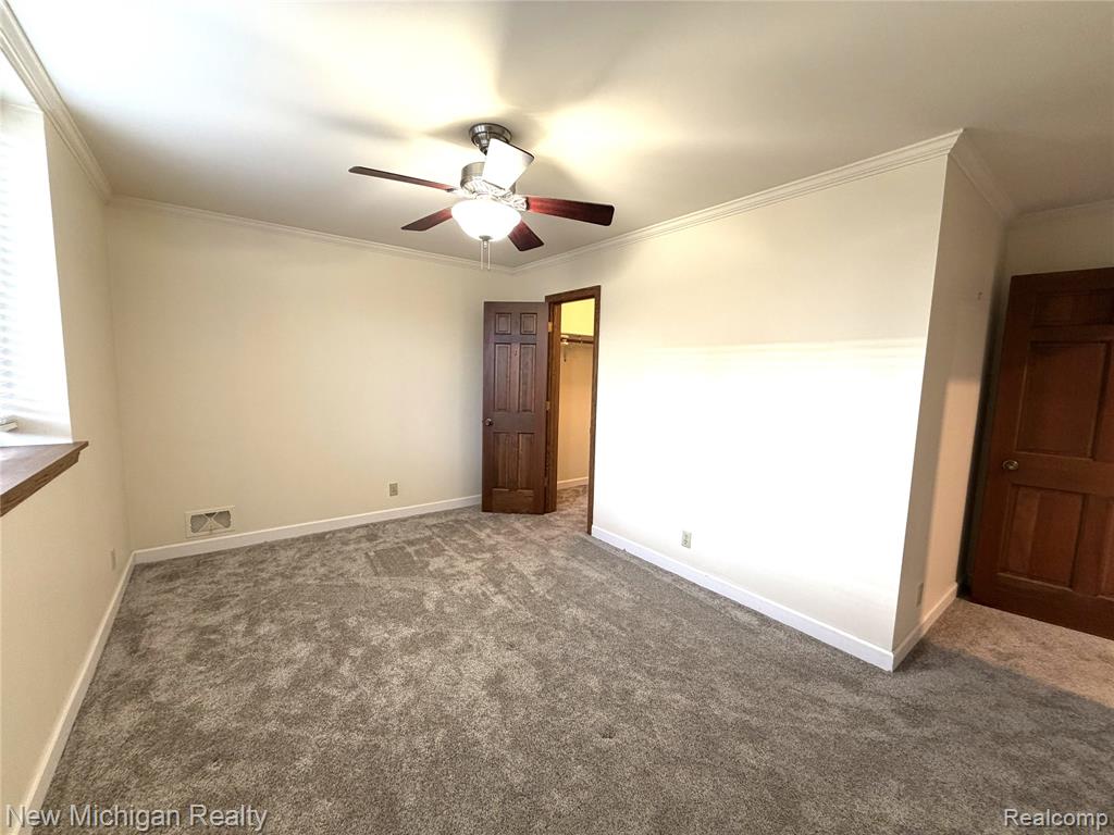 43000 12 Oaks Crescent Drive, 2033, Novi, MI 48377 — Photo 22