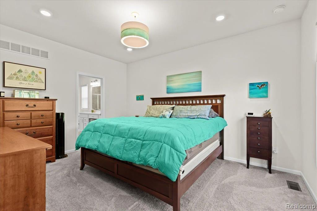 8045 CARSTON Lane, Brighton, MI 48116 — Photo 13