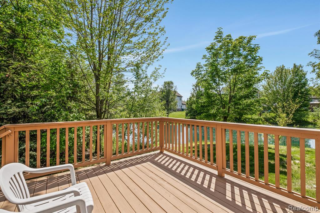 7820 CHLOE Court, Van Buren, MI 48111 — Photo 15