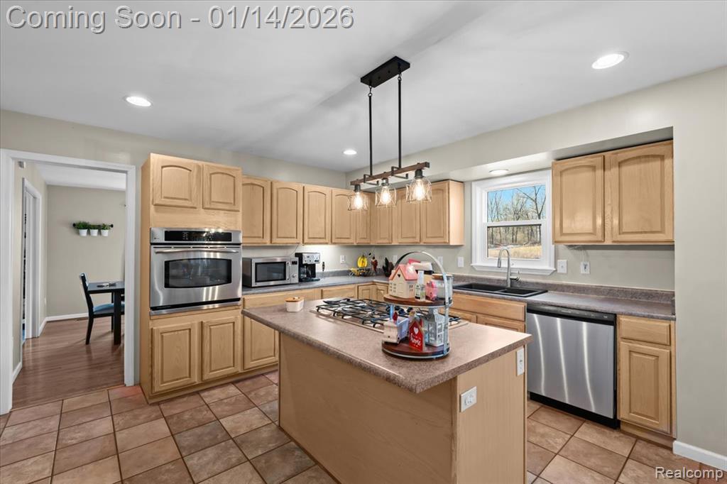18320 Walnut Lane, Gregory, MI 48137 — Photo 14