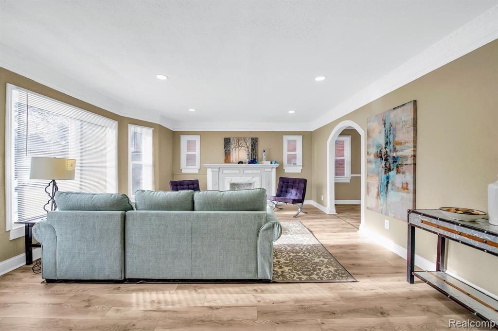 4020 CORTLAND Street, Detroit, MI 48204 — Photo 5