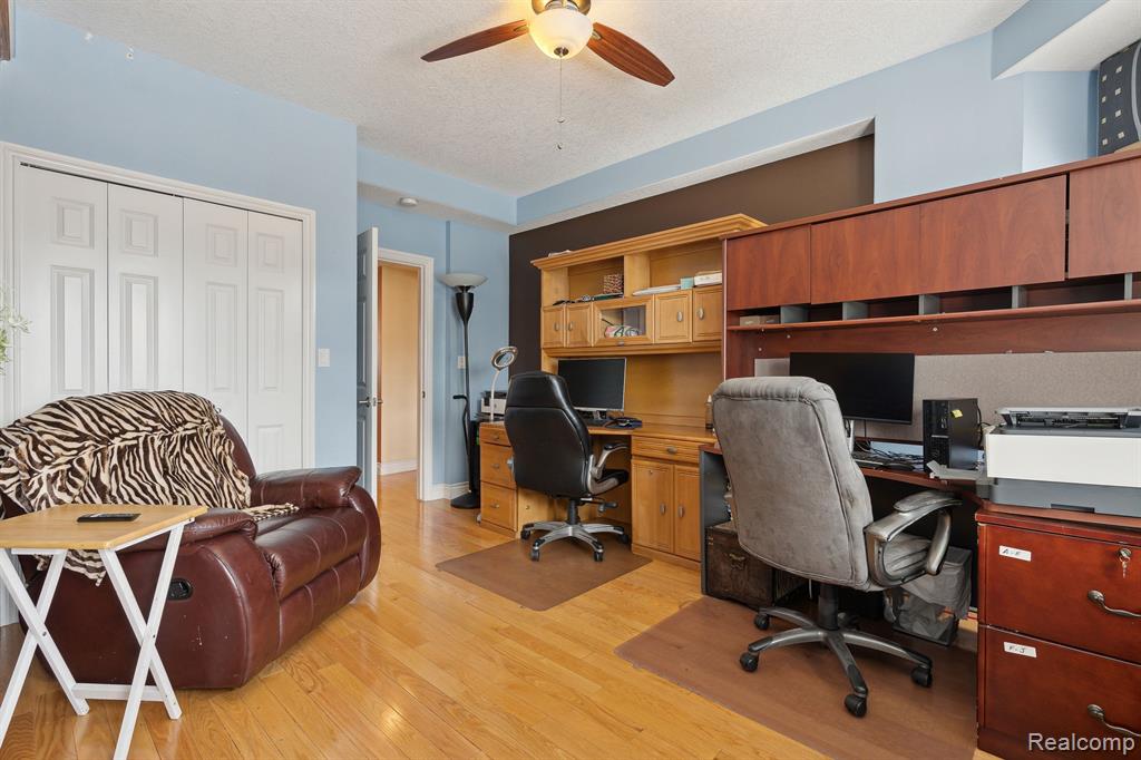 8162 E JEFFERSON Avenue, 7B, Detroit, MI 48214 — Photo 27