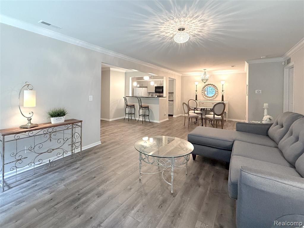 56665 Scotland Boulevard, Shelby Twp, MI 48316 — Photo 11