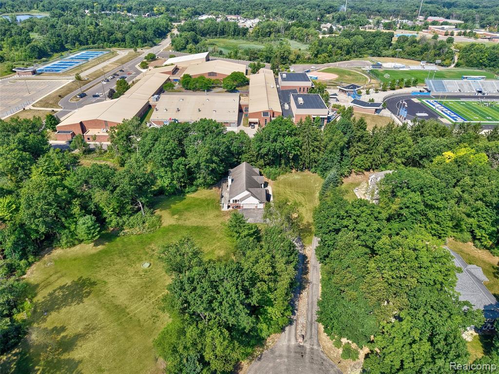 0 Hunters Ridge Drive Lot #B, Ortonville, MI 48462