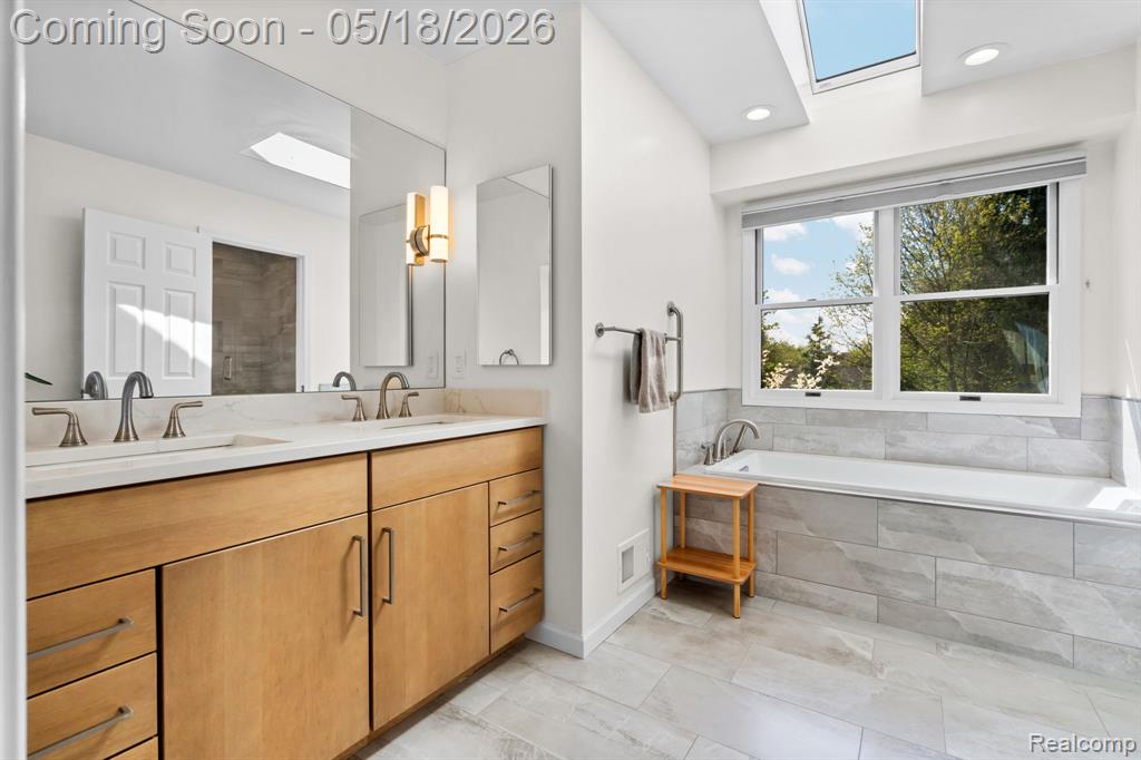 3920 Wynnstone Drive, Ann Arbor, MI 48105 — Photo 35