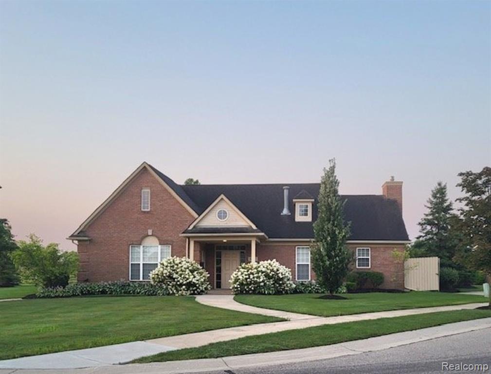 4261 Forest Bridge Drive, Canton, MI 48188 — Photo 4