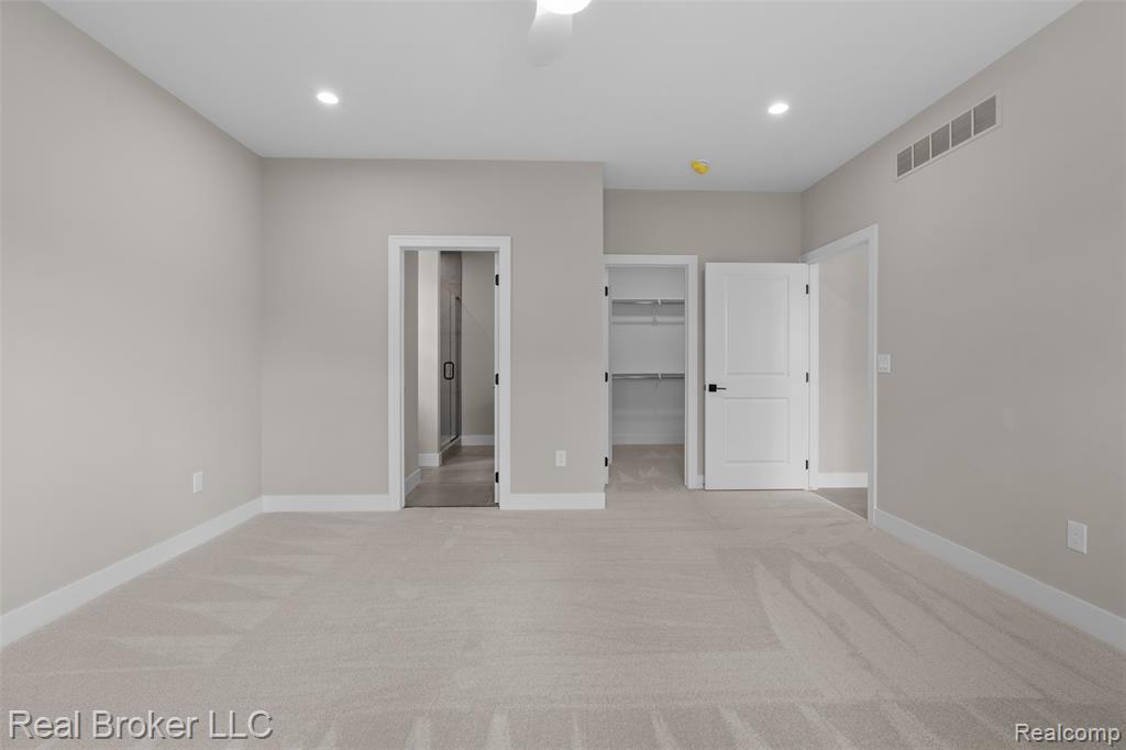 56643 Via Bellano, Macomb, MI 48042 — Photo 9