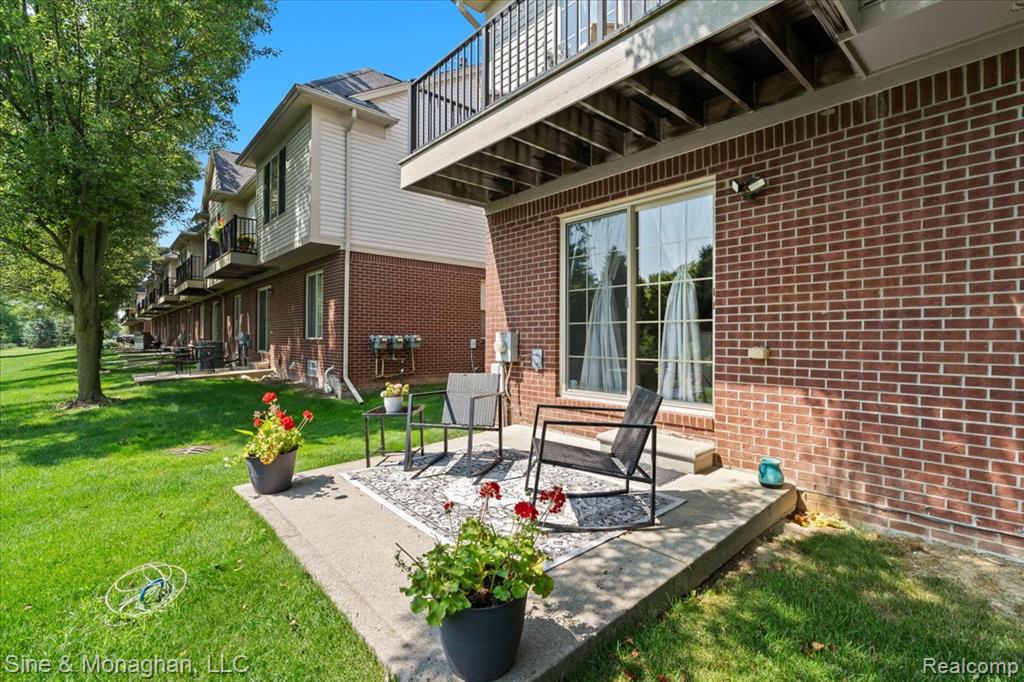 45906 Dutton Drive, Macomb, MI 48044 — Photo 29