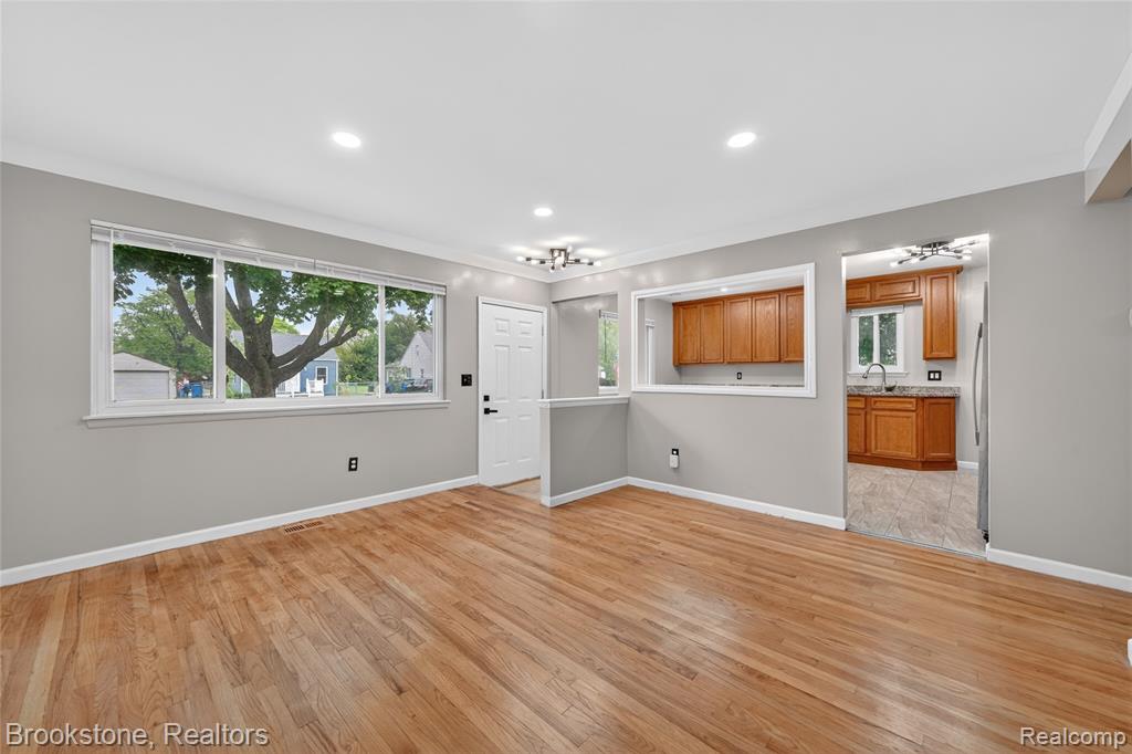 24915 Tallman Avenue, Warren, MI 48089 — Photo 8