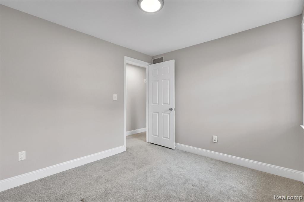 6964 Harvard Lane, Canton, MI 48187 — Photo 22