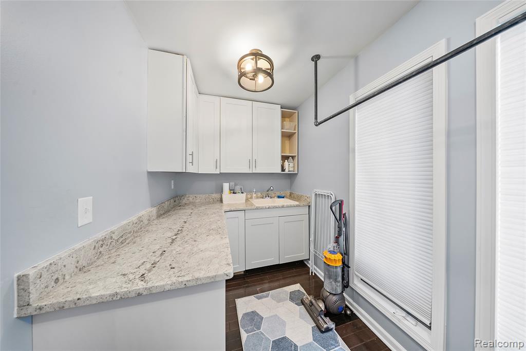 8538 Island Boulevard, Grosse Ile, MI 48138 — Photo 17