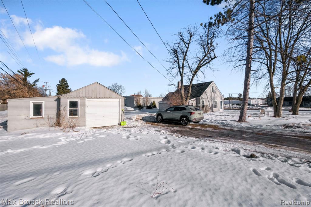 666 S Lapeer Road, Oxford, MI 48371 — Photo 54